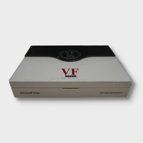 Empty VegaFina 1998 25 Aniversario Cum Laude Box